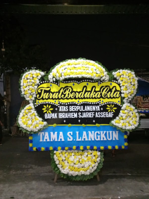 Papan Bunga Duka di Wonolelo